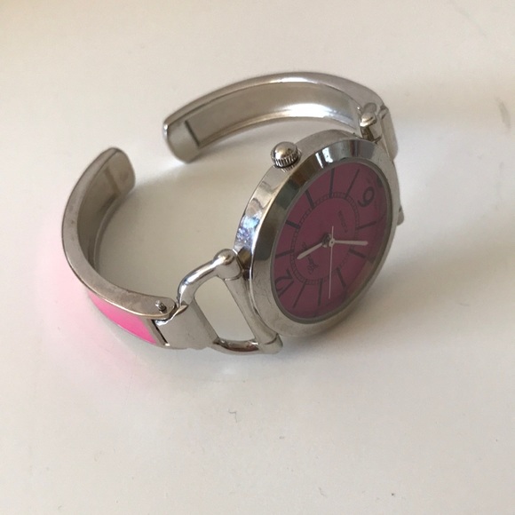 π Pink Watch